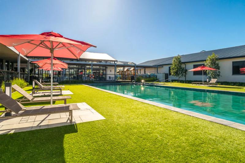 To Let 1 Bedroom Property for Rent in Somerset West Western Cape